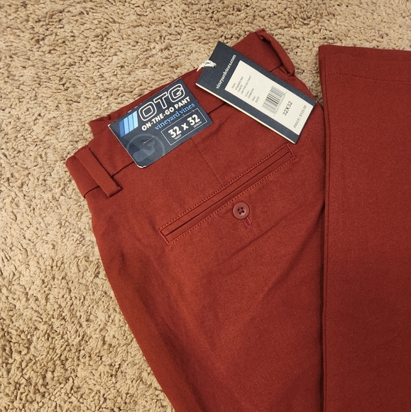 Vineyard Vines Men's On The Go Crimson Performance Pants - Multiple Sizes NEW - Picture 2 of 6